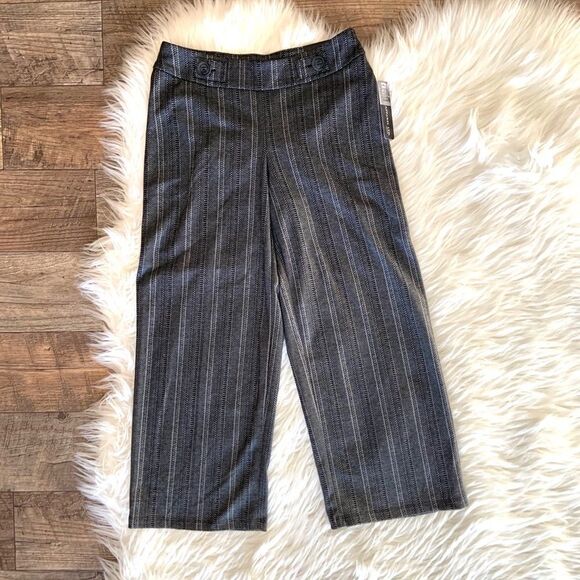 Soho Wide Leg Cropped Gray Striped Pants S… - Picture 1 of 10